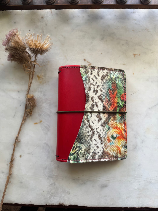 RTS Special Edition Dianthus Classics Travelers Notebook (
