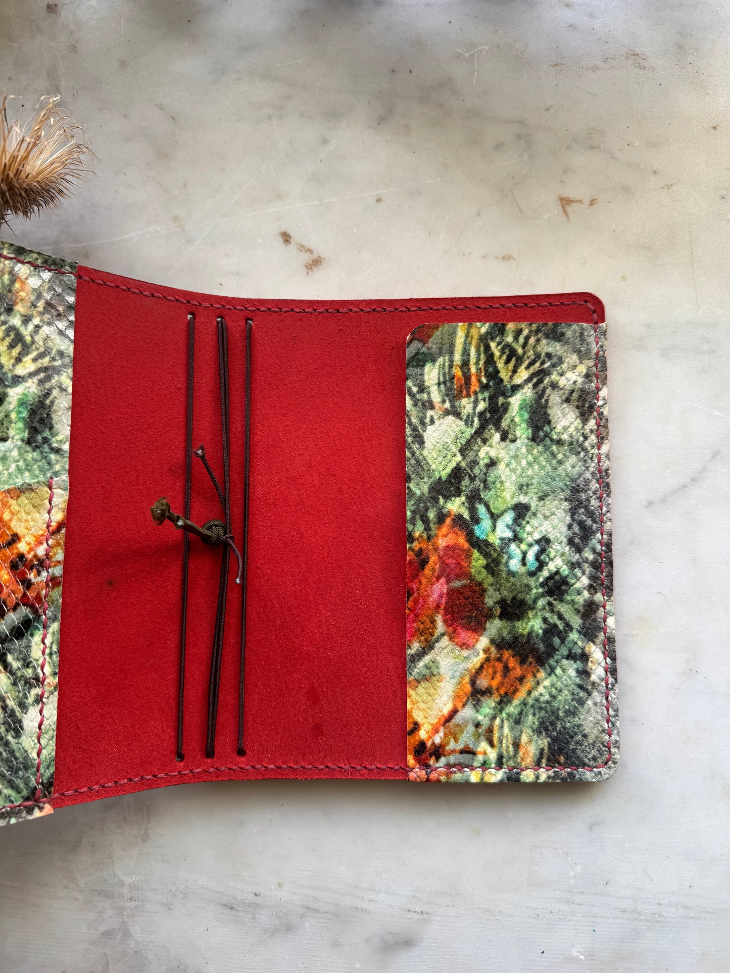 RTS Special Edition Dianthus Classics Travelers Notebook (